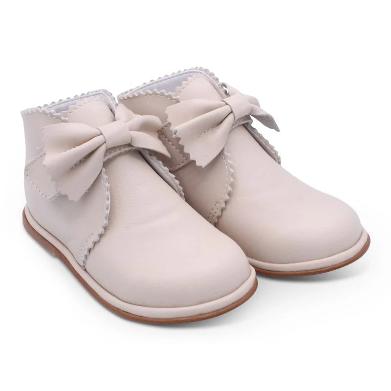Borboleta Sharon Nude Leather Bow Boots