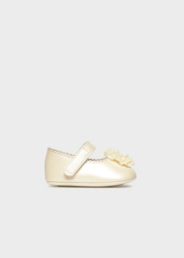 Mayoral Newborn Cream Soft Sole Shoes 9159