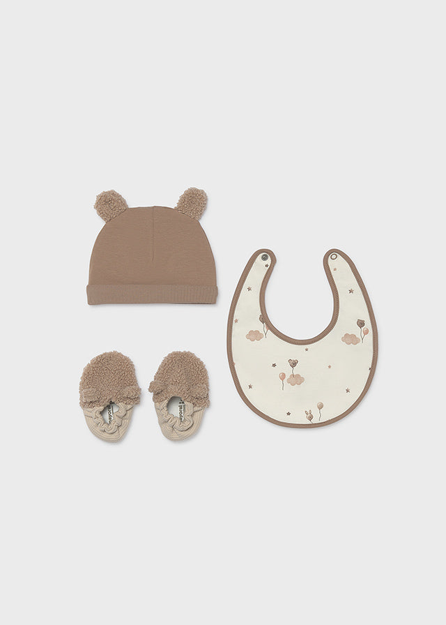 Mayoral Newborn Neutral Hat Bib Booties Blanket & Bag Set 9152